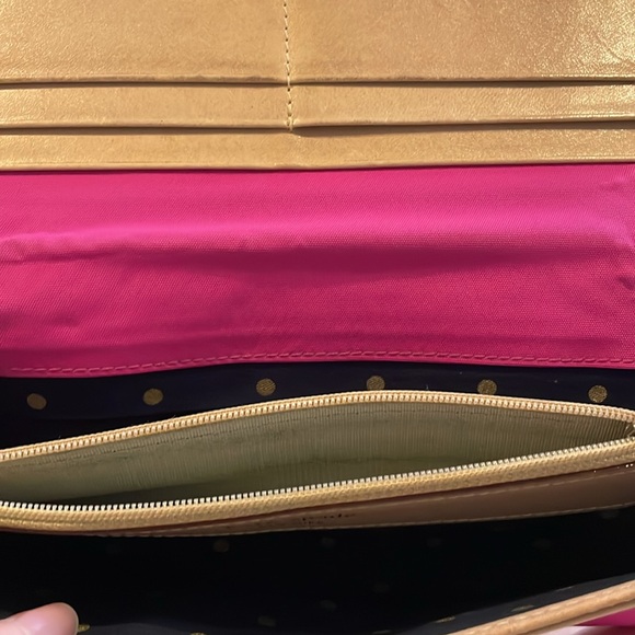 Kaye Spade Wallet - Picture 8 of 8